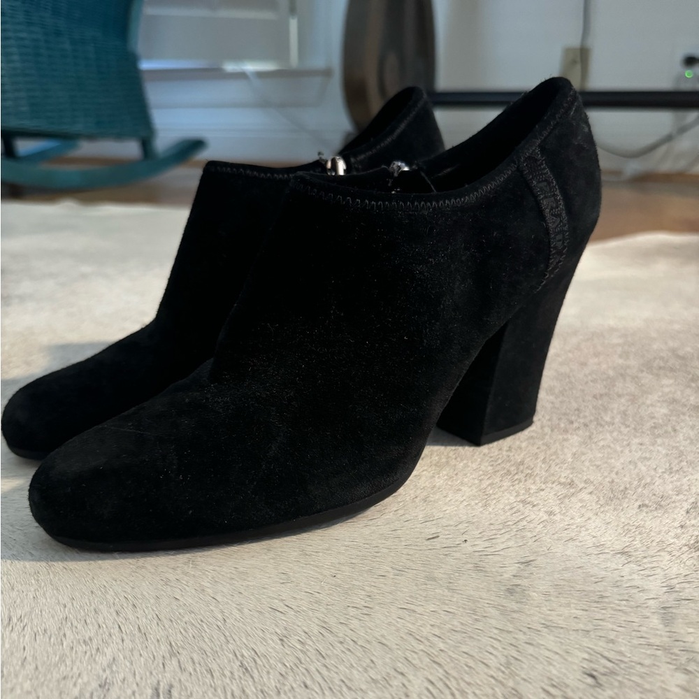 Prada booties Size 38
